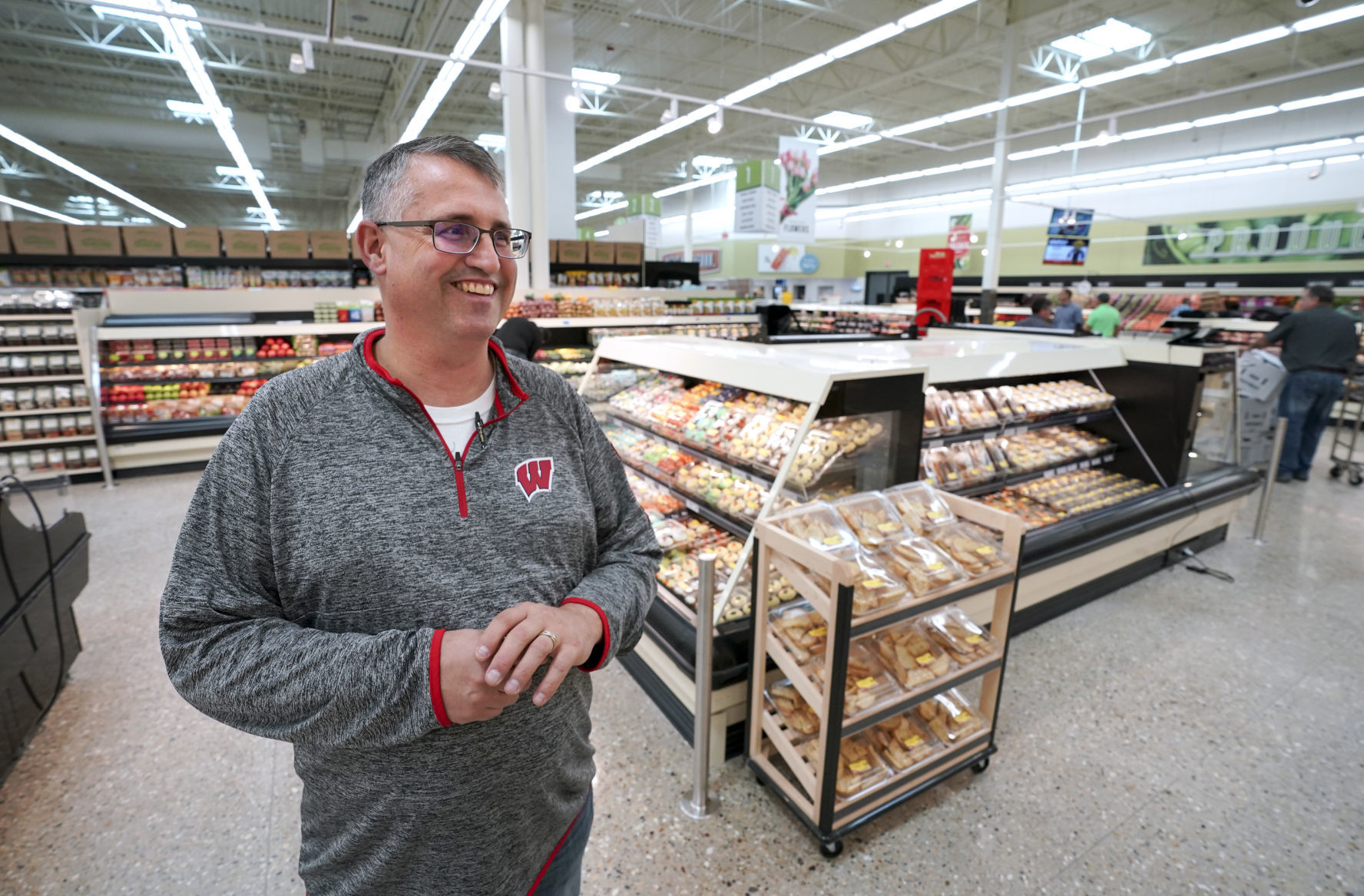 Grocery expansion comes to the burbs
